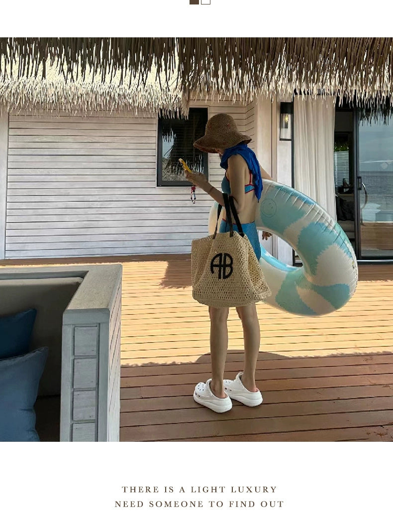 Zhou Yu Tong Swimsuit Women's Super Sexy Bikini 2023 New Arrival Hot Spring Girl Flab Hiding Internet Celebrity Conservative Split