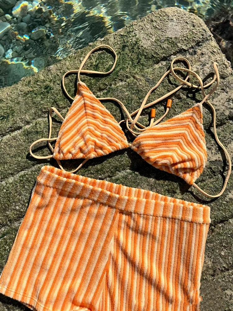 Classy Slim and Sexy Small Man Hot Spring Bathing Suit